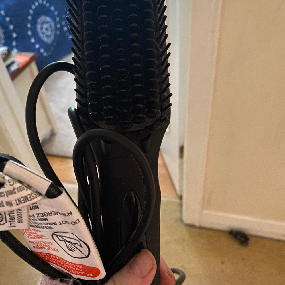 Amika hair brush